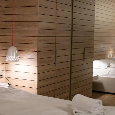 B612 Hotel